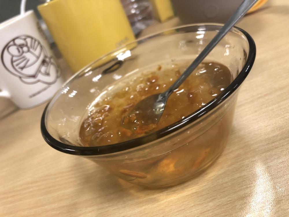 桃胶皂角米雪燕羹