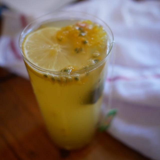 百香果柠檬绿茶
