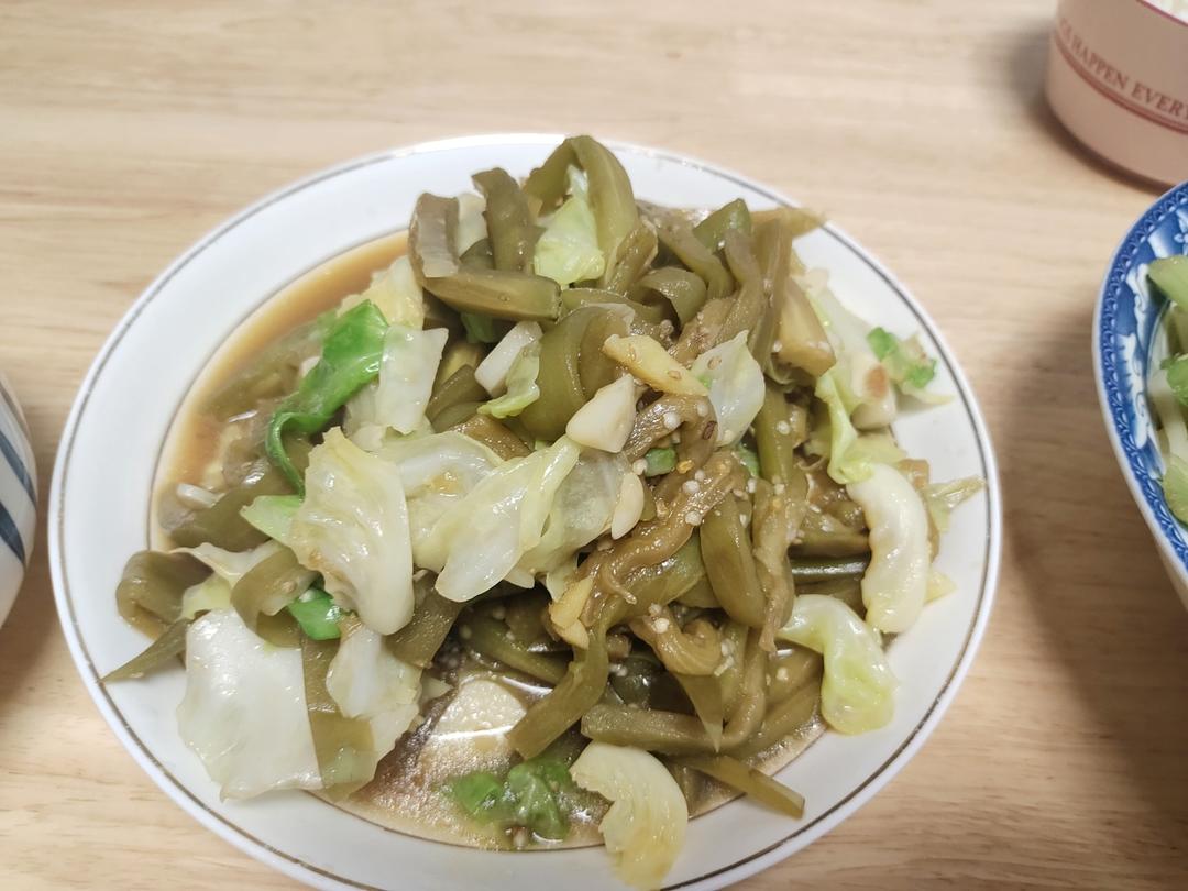 茄子炒包菜