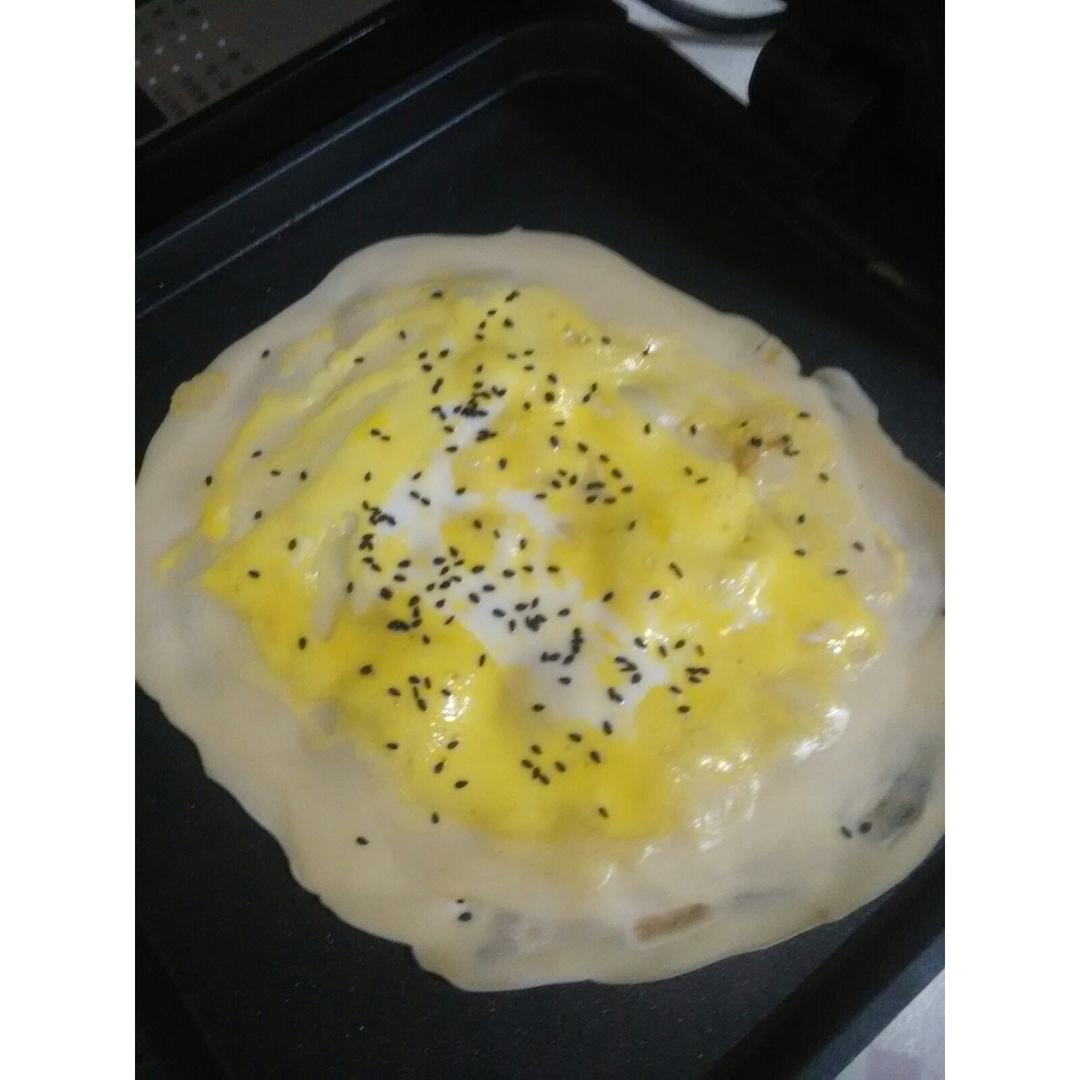 家庭版煎饼果子---快手健康早餐，利用家里现有材料
