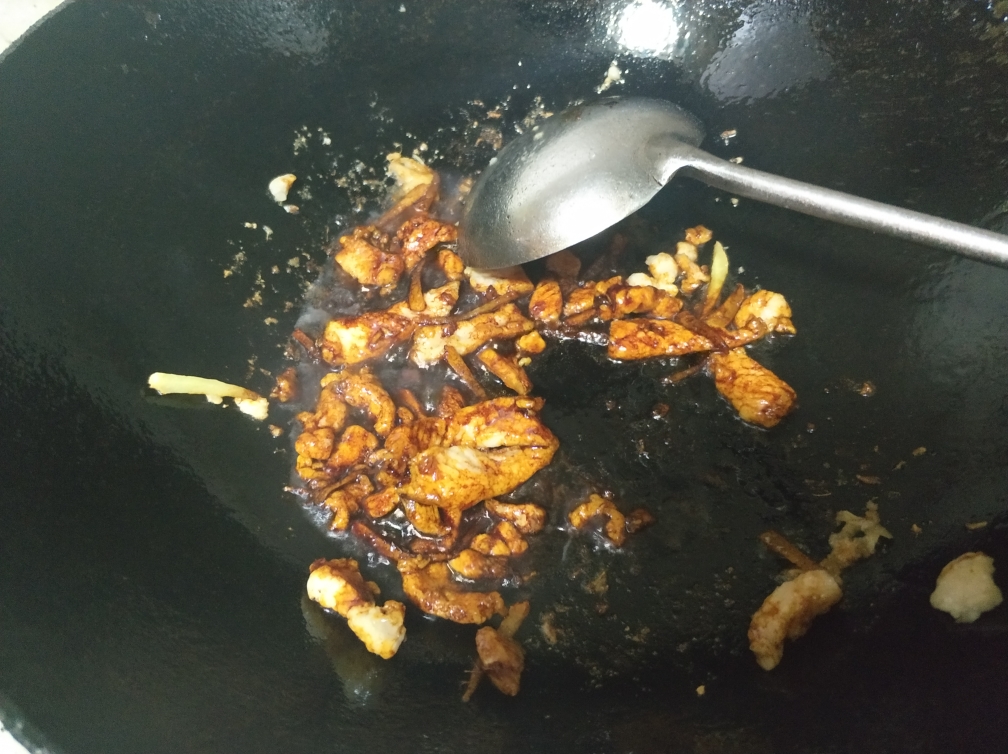 快手菜香菇肉片的做法 步骤3