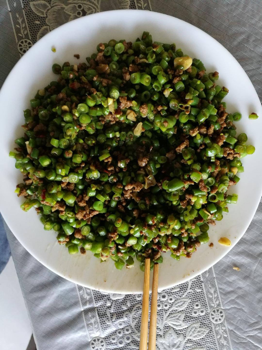 肉沫豆角下饭菜