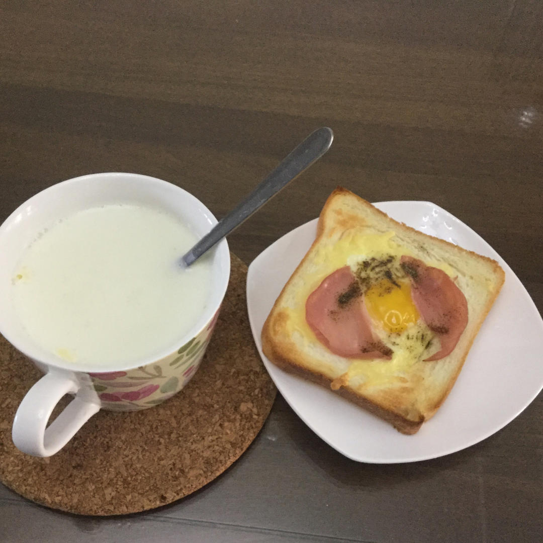 鸡蛋芝士烤吐司