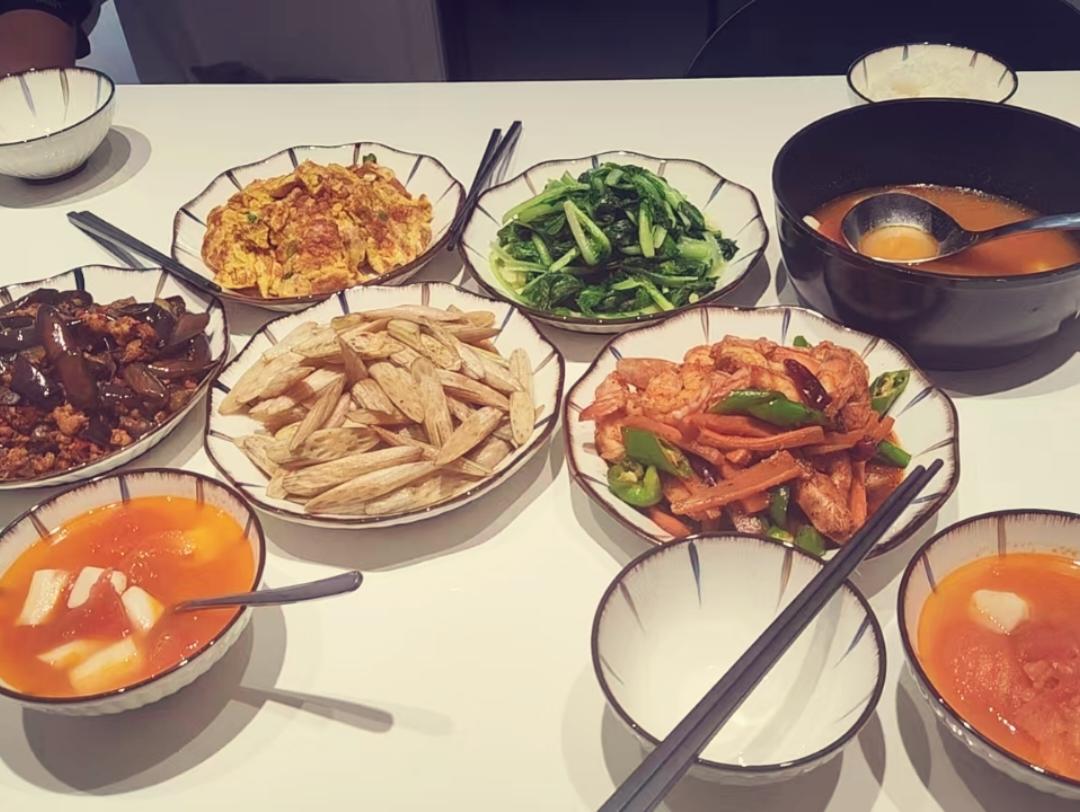 家庭聚餐