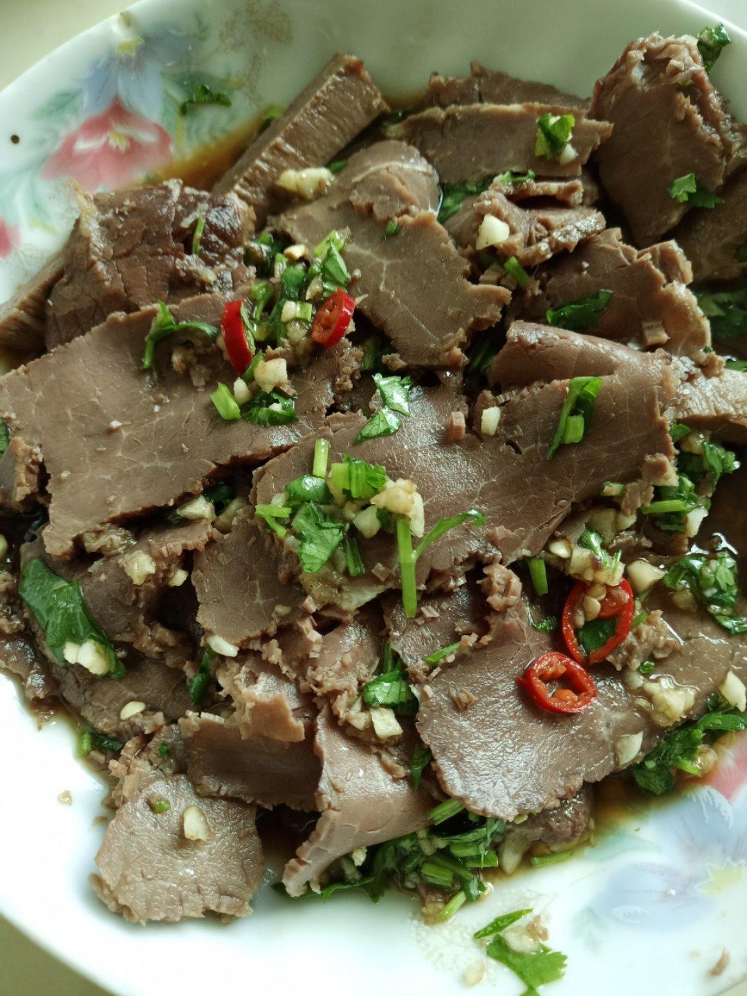 凉拌牛肉