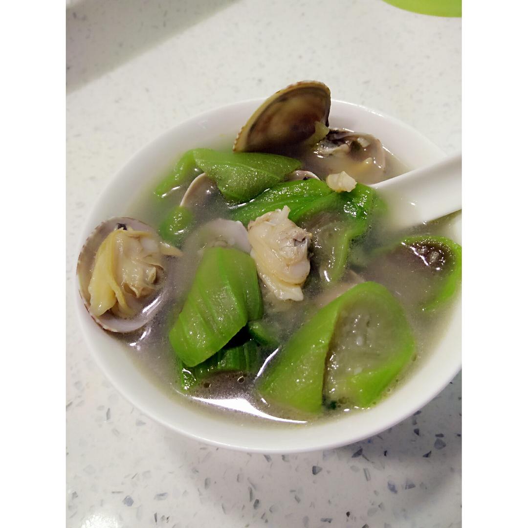 丝瓜花蛤汤