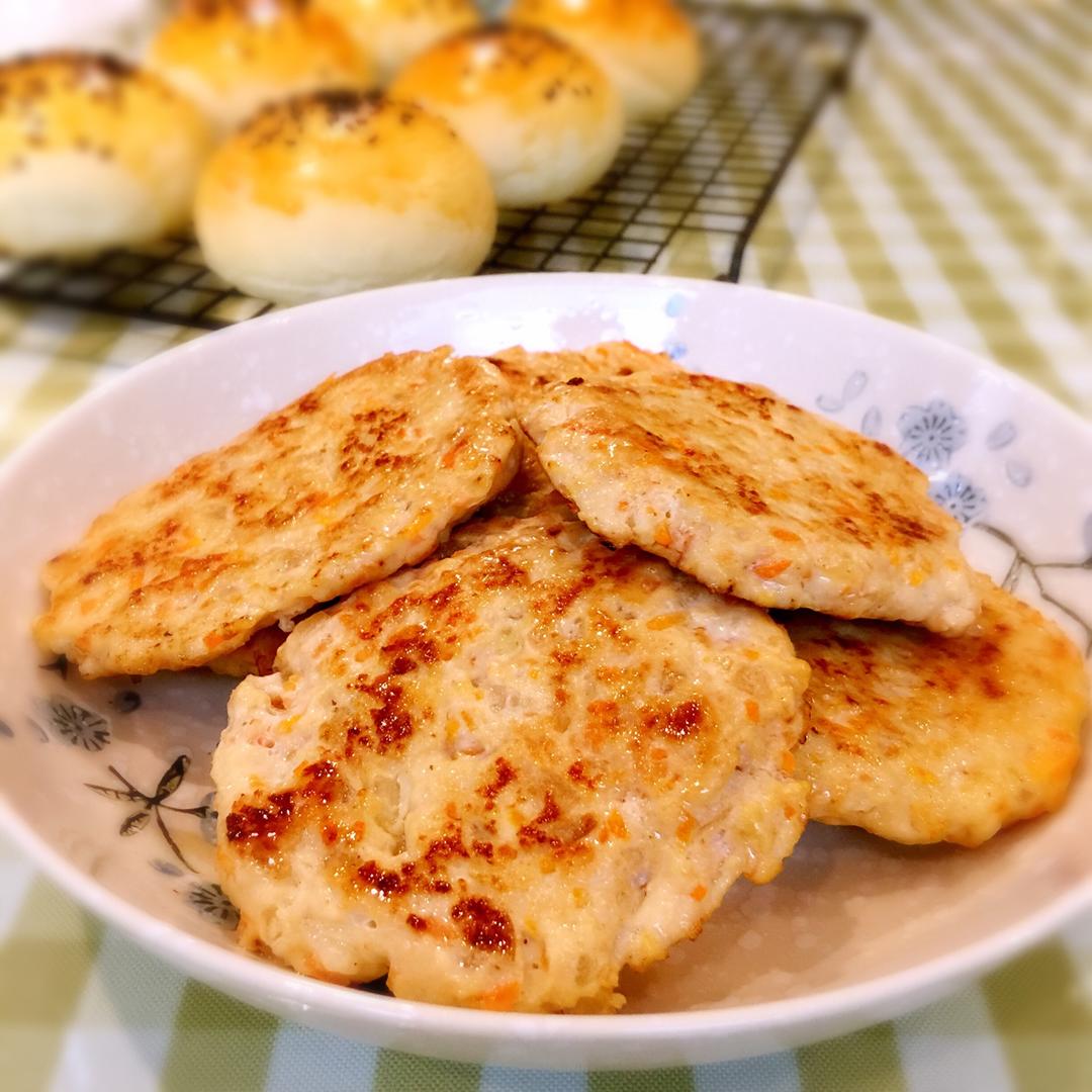 宁55做的香煎鸡肉小饼