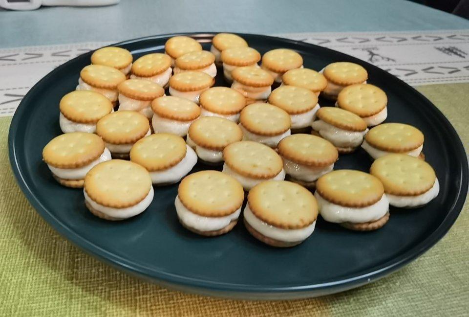 🌈颜值担当小零食🌈牛轧糖夹心饼干🌈网红小饼干🌈简单十分钟