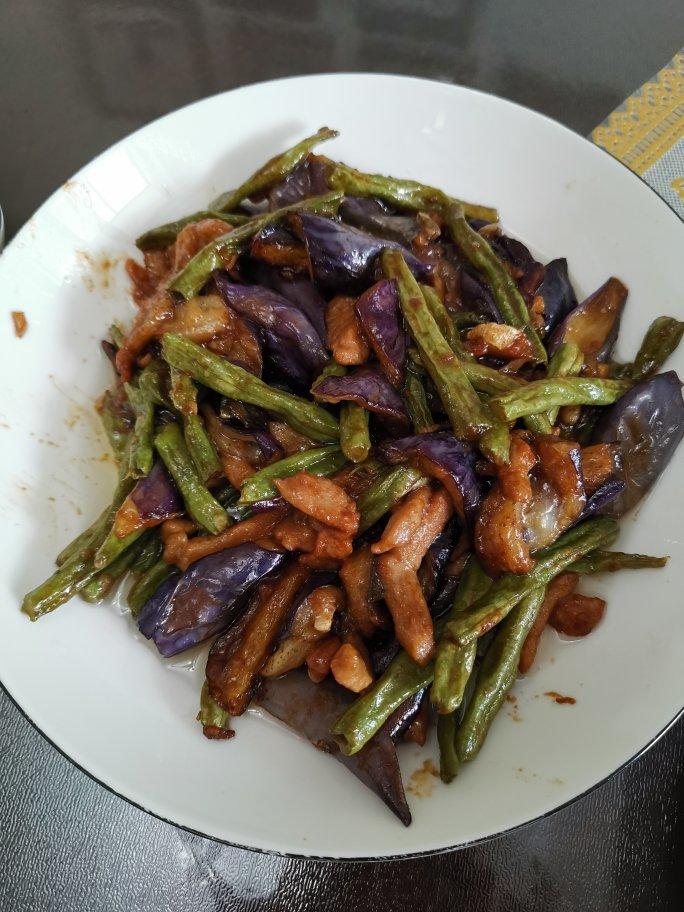 茄子烧豆角