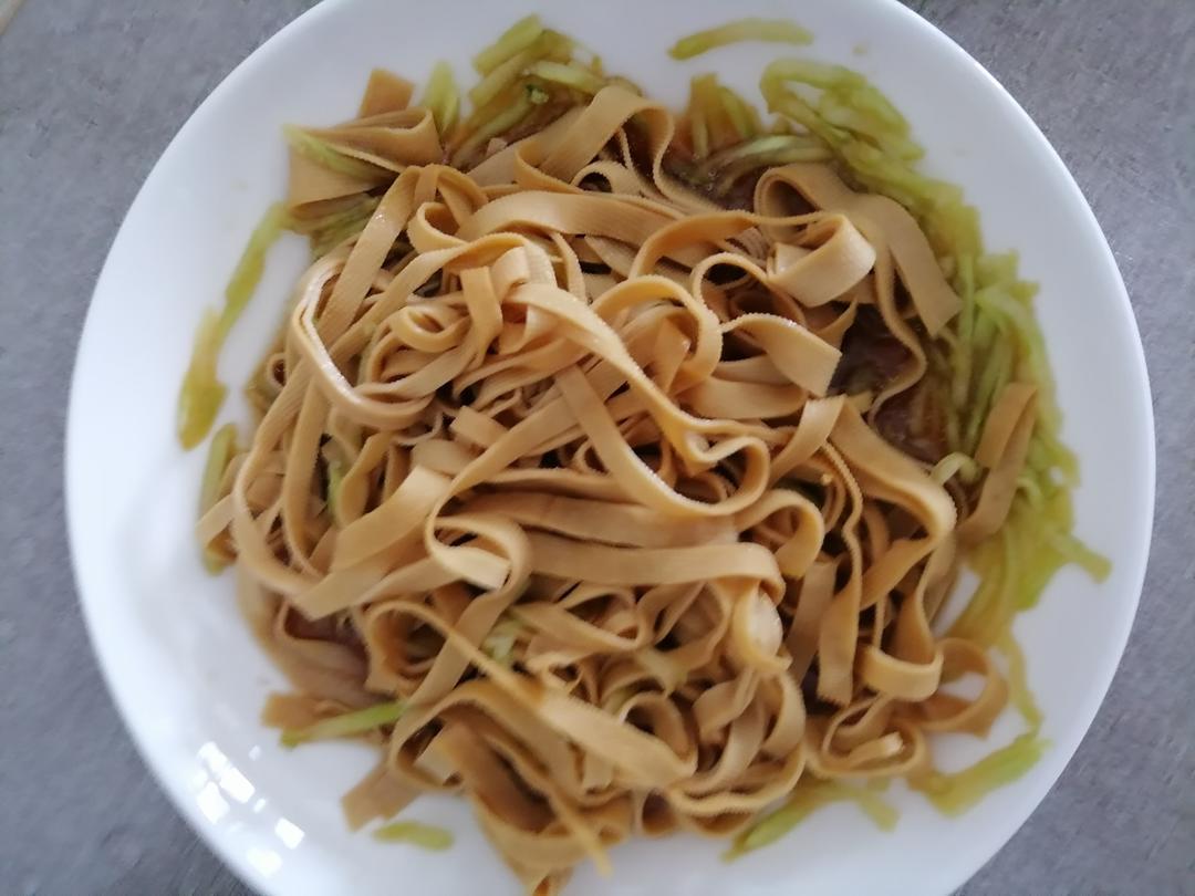 凉拌千张丝