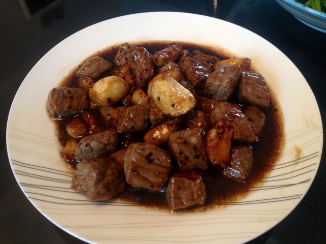 黑蒜子牛肉粒