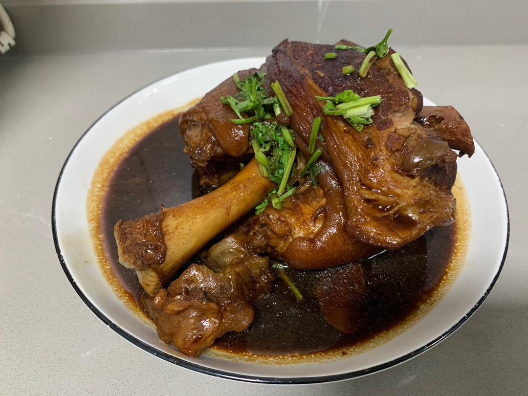 零失败高压锅版卤肘子