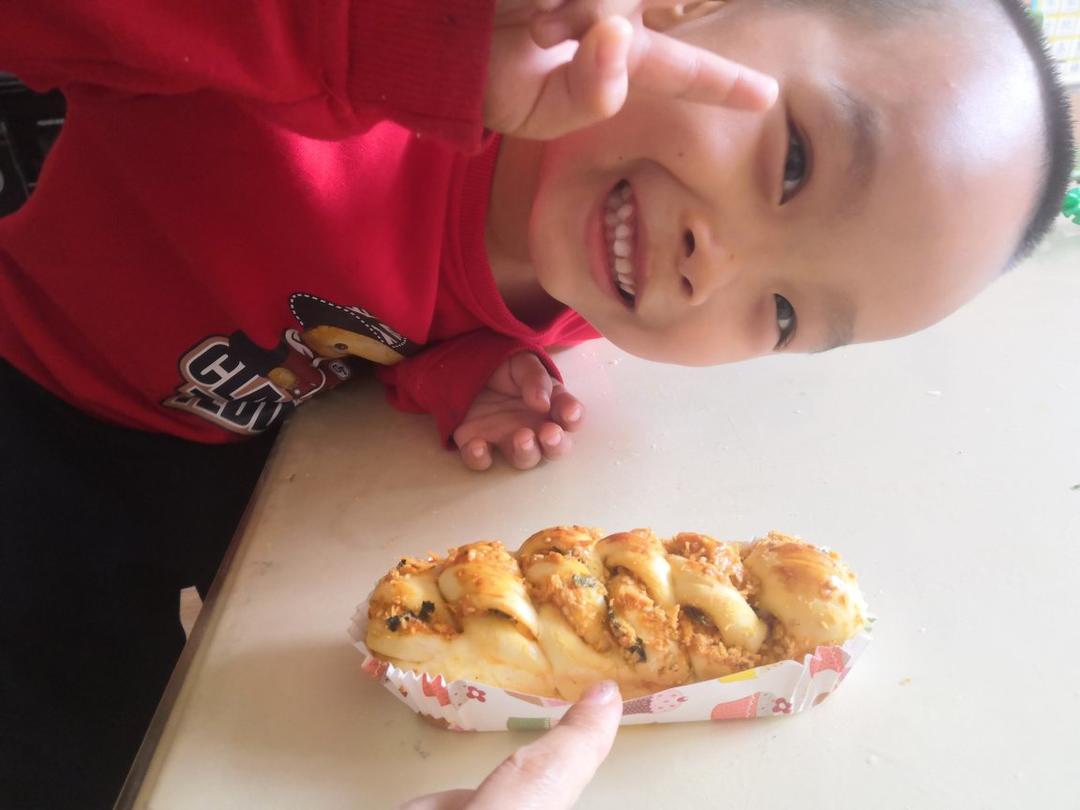 超好吃的一发肉松小卷面包