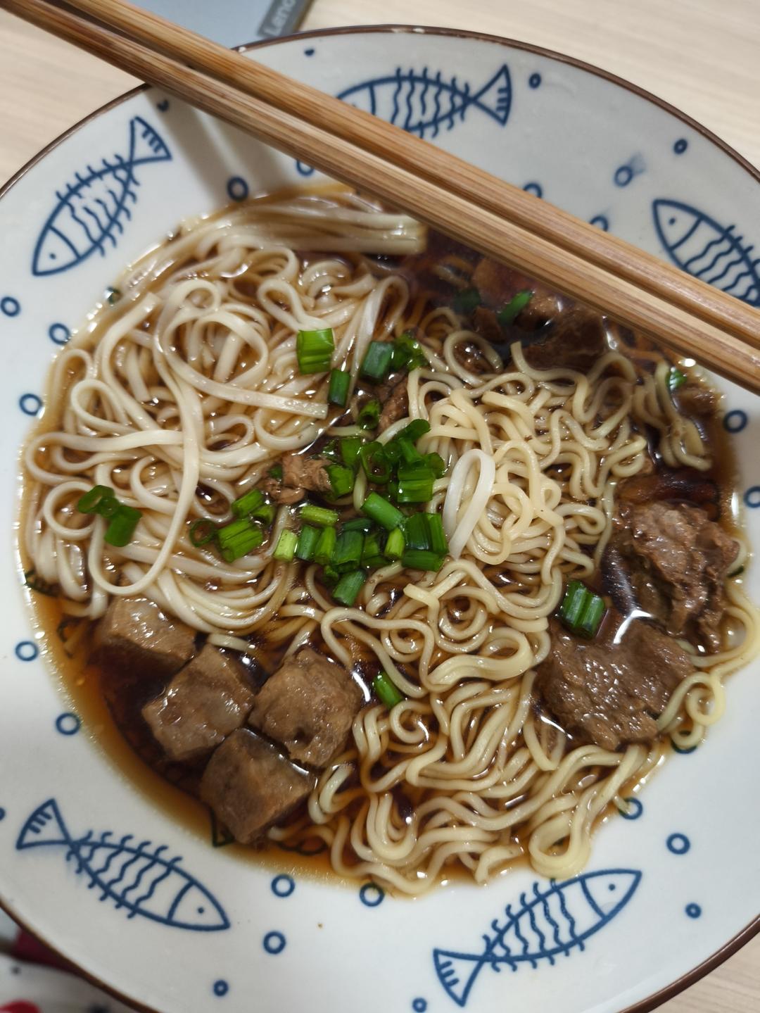 快手牛肉面