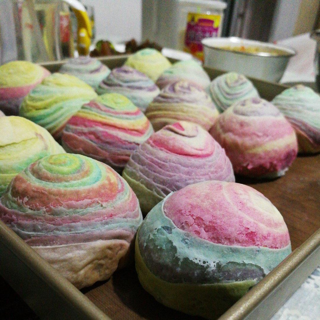 彩虹蛋黄酥（独角兽蛋黄酥）