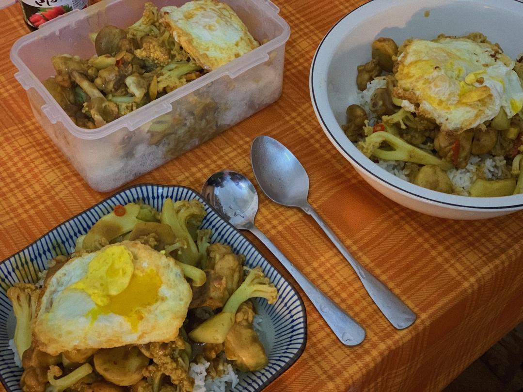 咖喱鸡肉饭