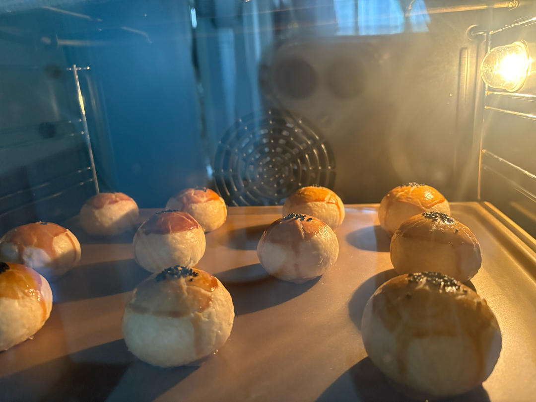 超简单 免揉 酥掉渣的蛋黄酥(超详细附全程视频)不破酥『万能酥皮』