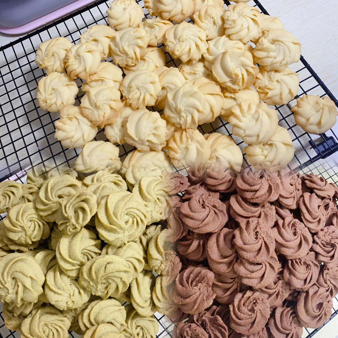 花纹立体㊙️丨奶香浓郁丨口感酥香丨三色曲奇🔥