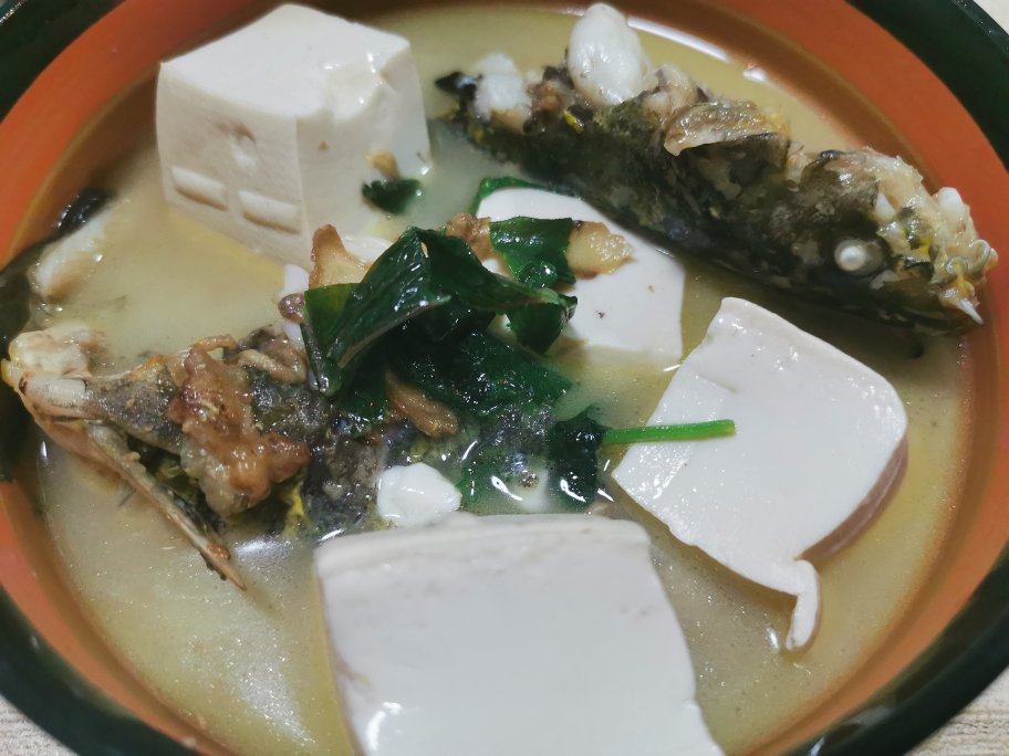 超鲜美的黄骨鱼豆腐汤