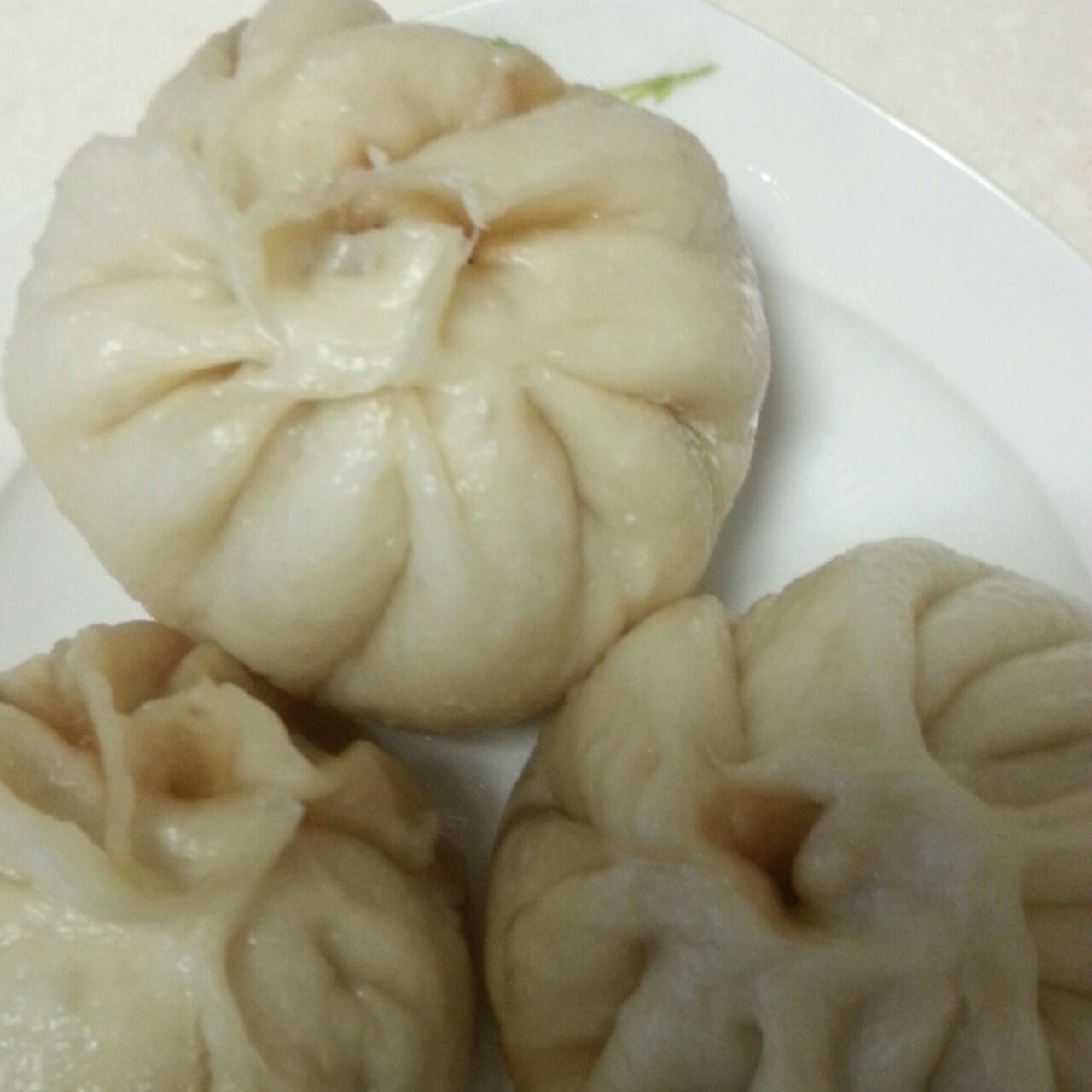 肉包子,杠杠的