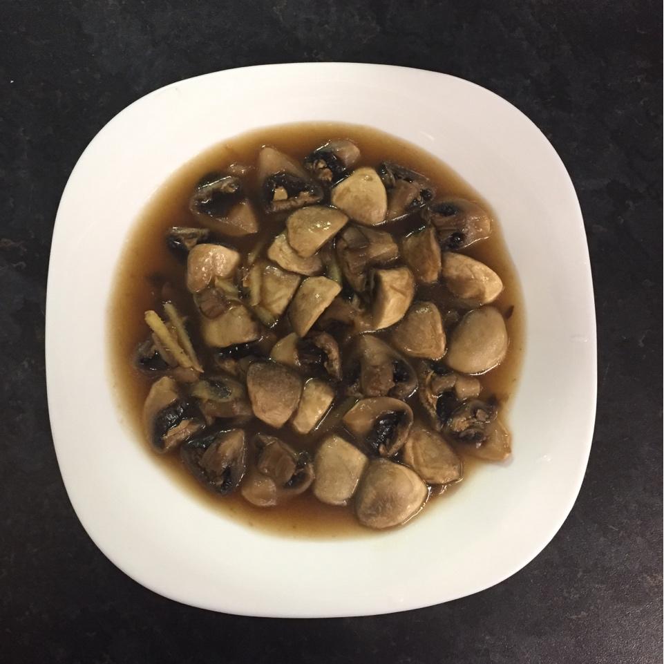 “鲜”美的简单快手菜——素炒鲜口蘑