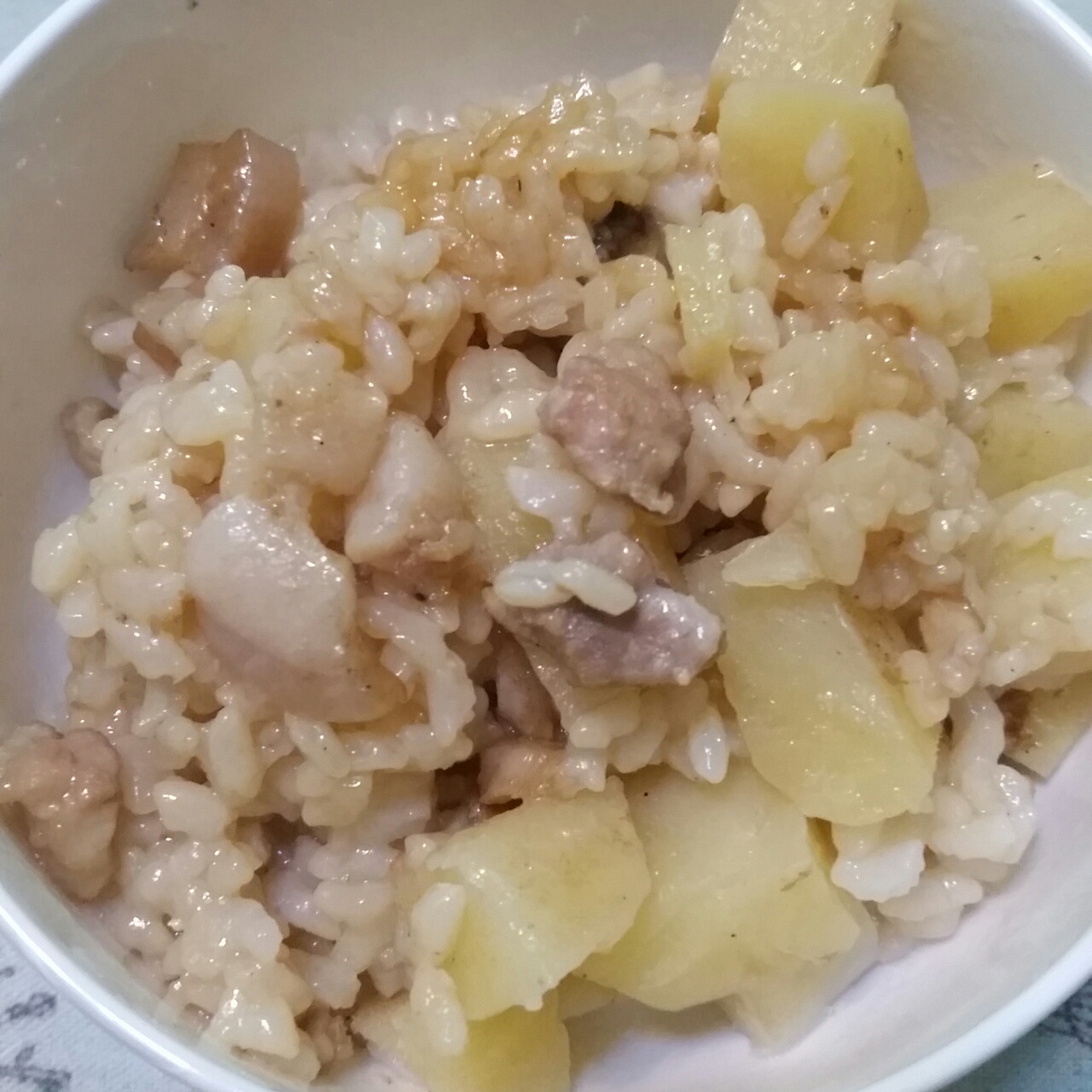 土豆焖饭