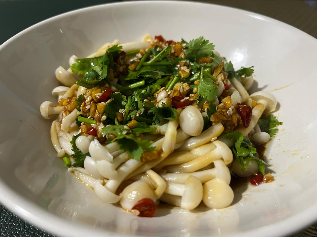 海鲜菇怎么吃，香辣入味，超级鲜美