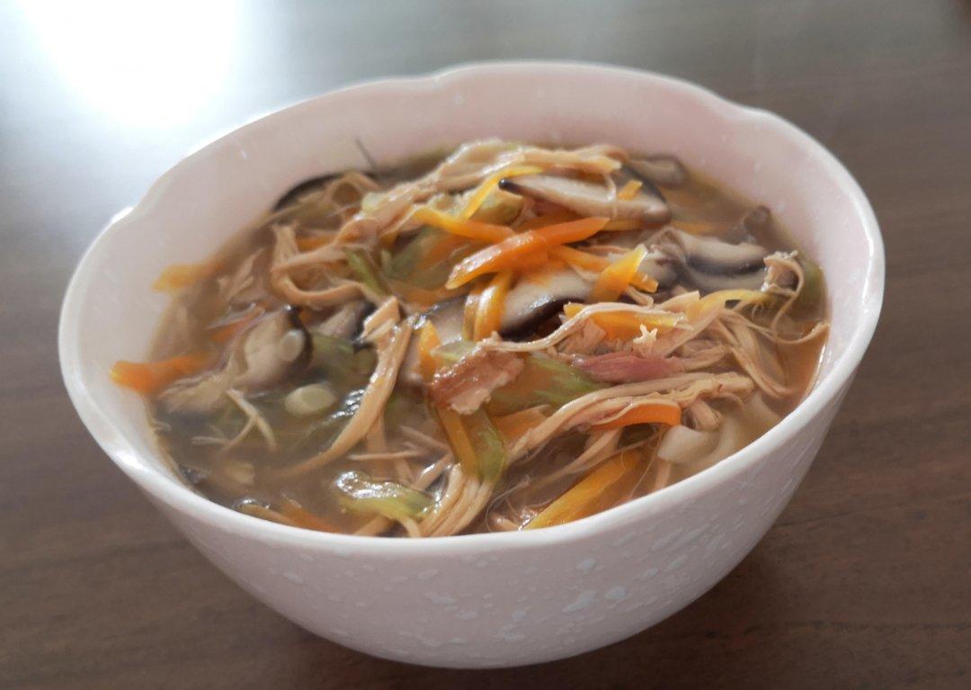 鸡丝香菇面
