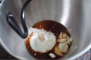 红茶奶酪杏仁卷（65℃汤种法）——海氏厨师机版的做法 步骤5