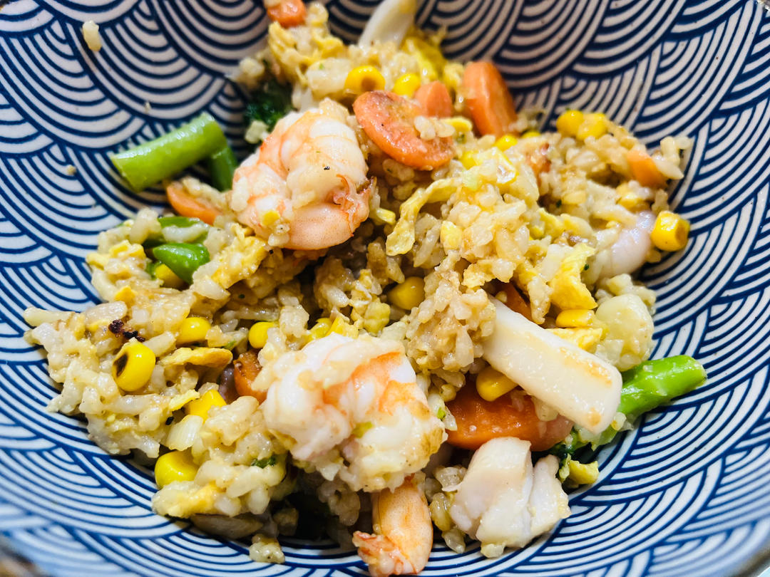 粒粒分明虾仁蛋炒饭