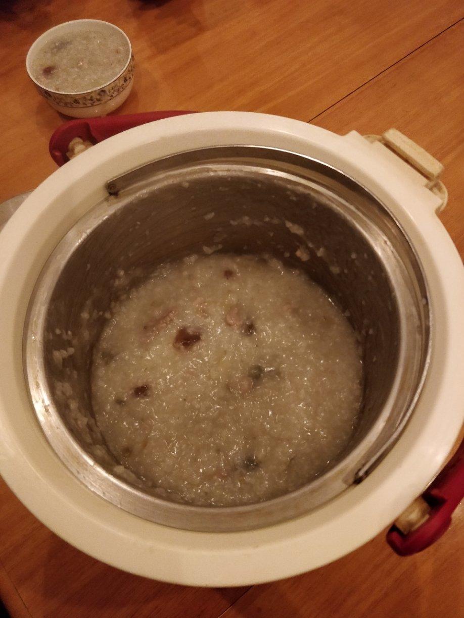 皮蛋瘦肉粥