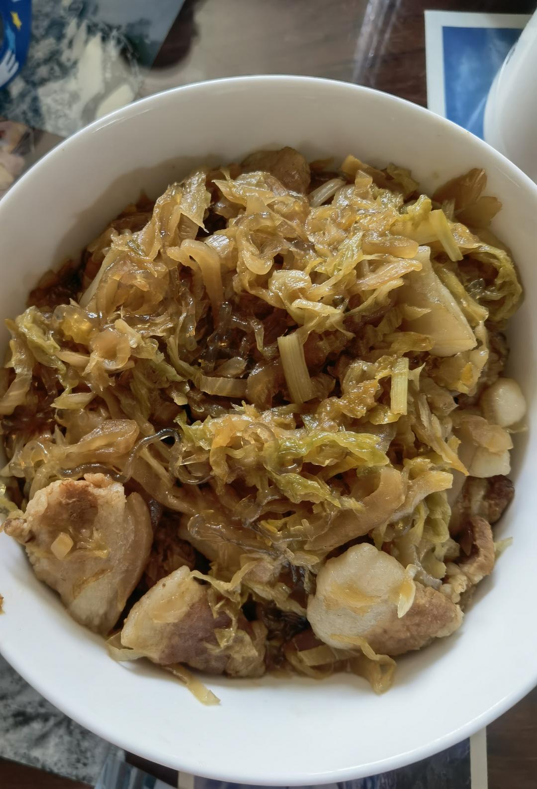 东北酸菜猪肉炖粉条