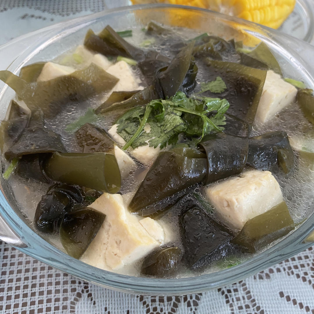 海带豆腐汤