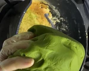 需要静心制作的绿豆糕的做法 步骤6