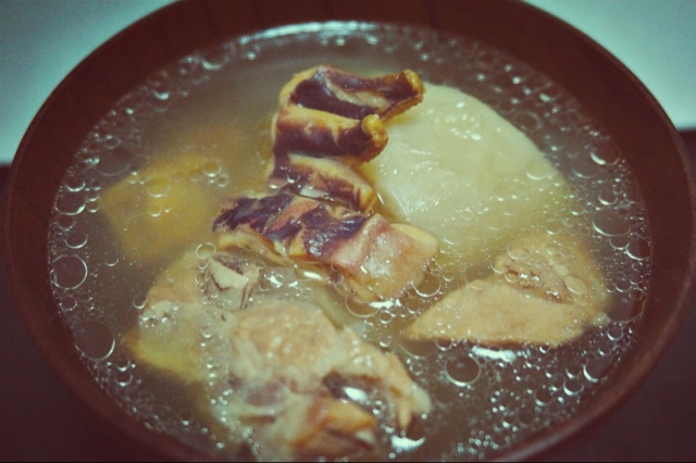 【曼食慢语】墨鱼干排骨萝卜汤