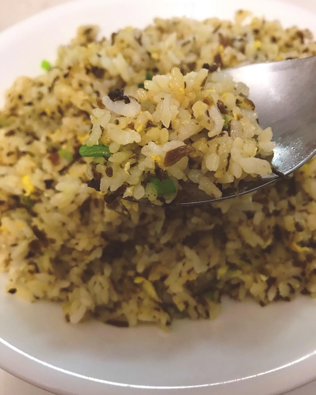 芽菜蛋炒饭