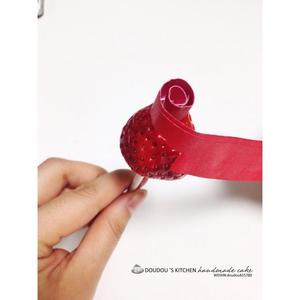 草莓夹心巧克力玫瑰花的做法 步骤11