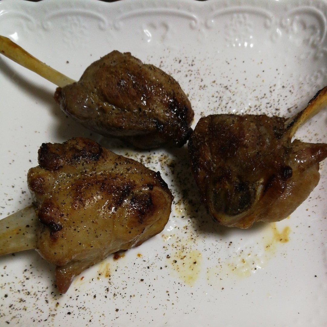 蒜香煎烤猪寸骨（酱汁版）