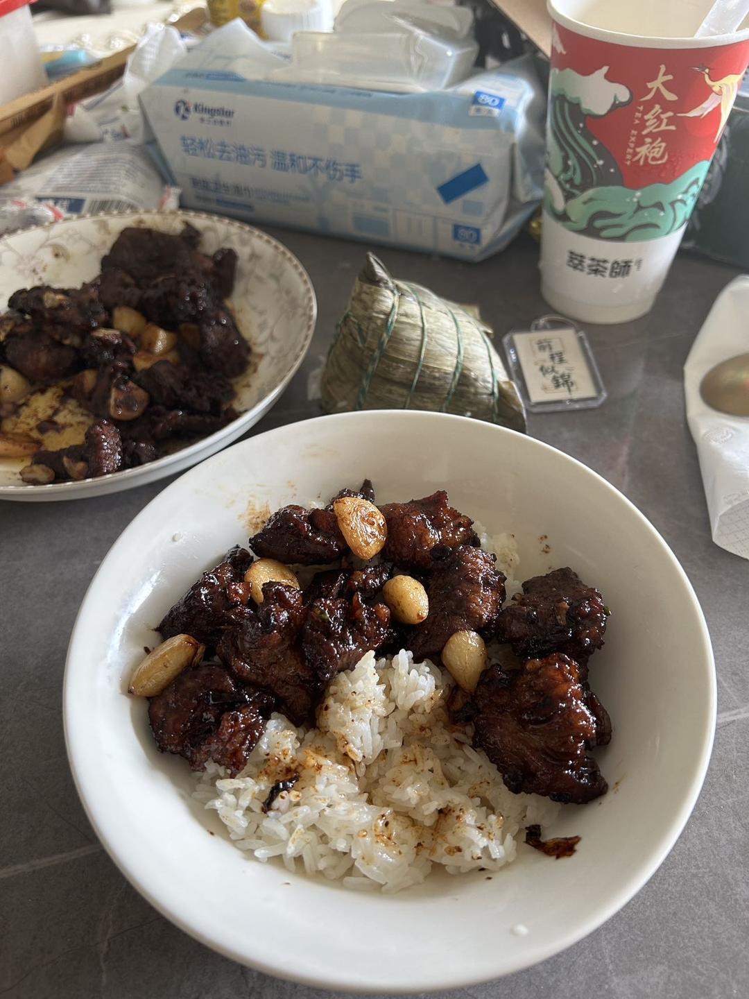 黑蒜子牛肉粒