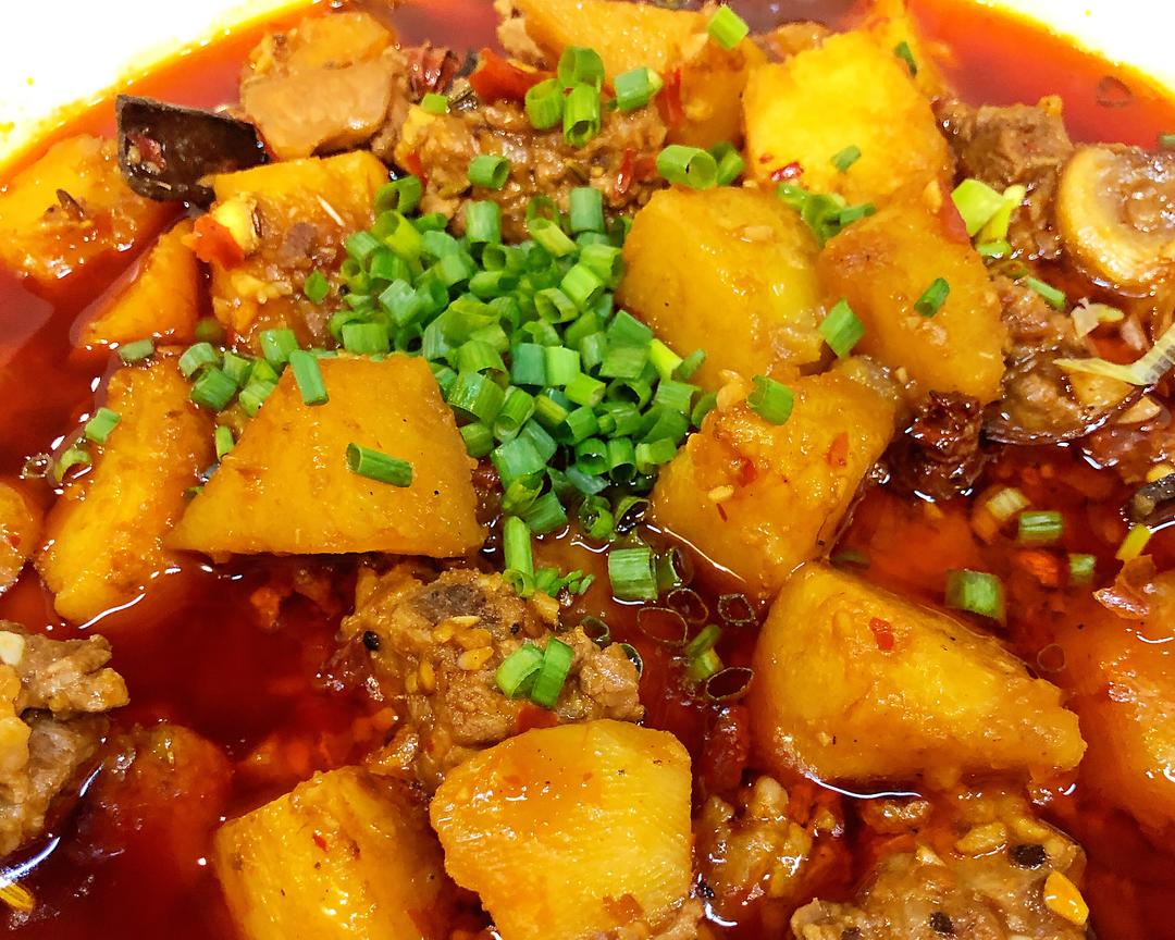 土豆烧排骨