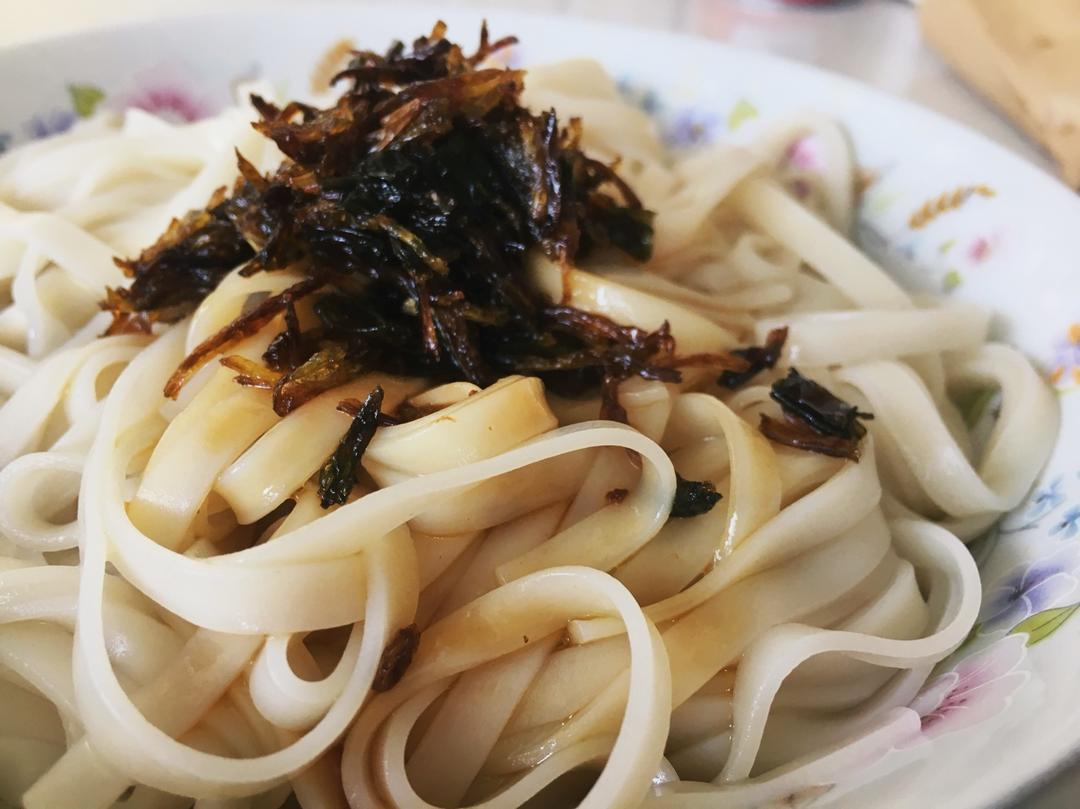 葱油拌面Spring Onion Noodles
