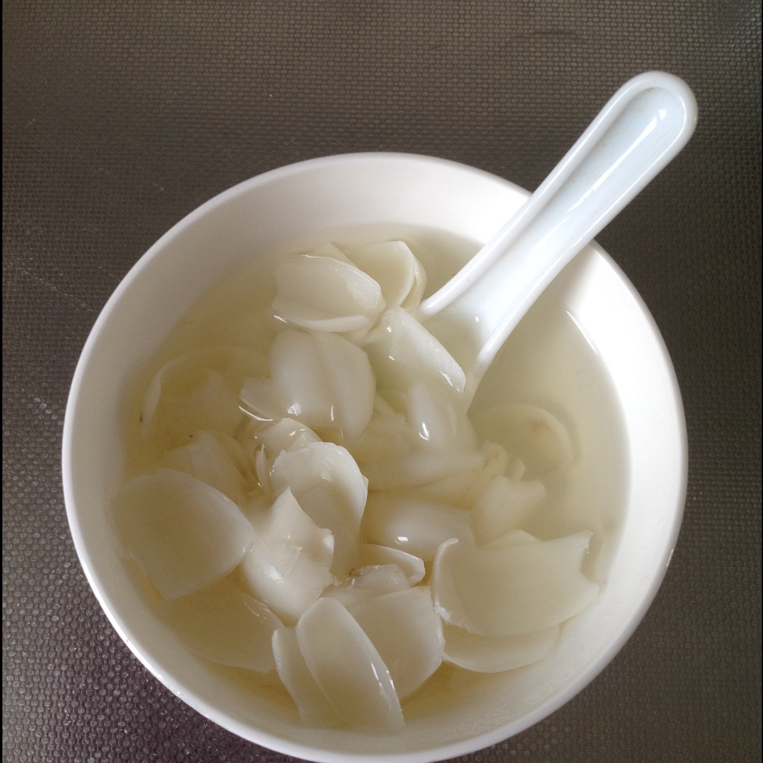 特较劲儿做的百合汤