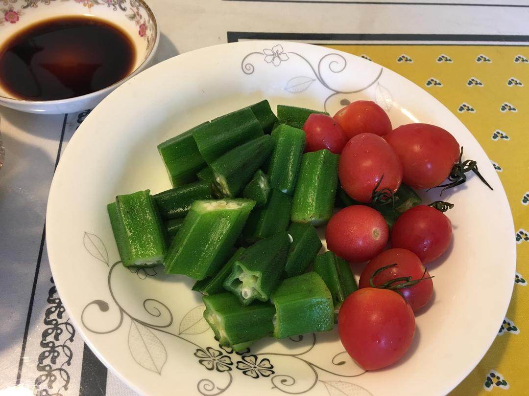 小羽私厨之芝麻拌秋葵
