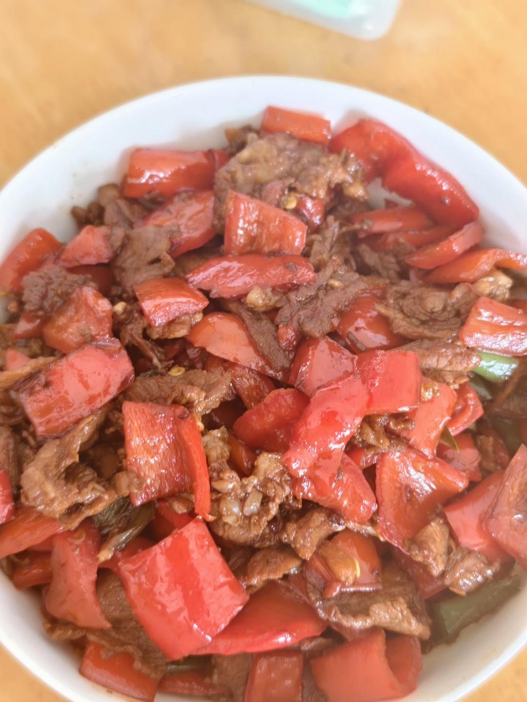 红辣椒炒肉