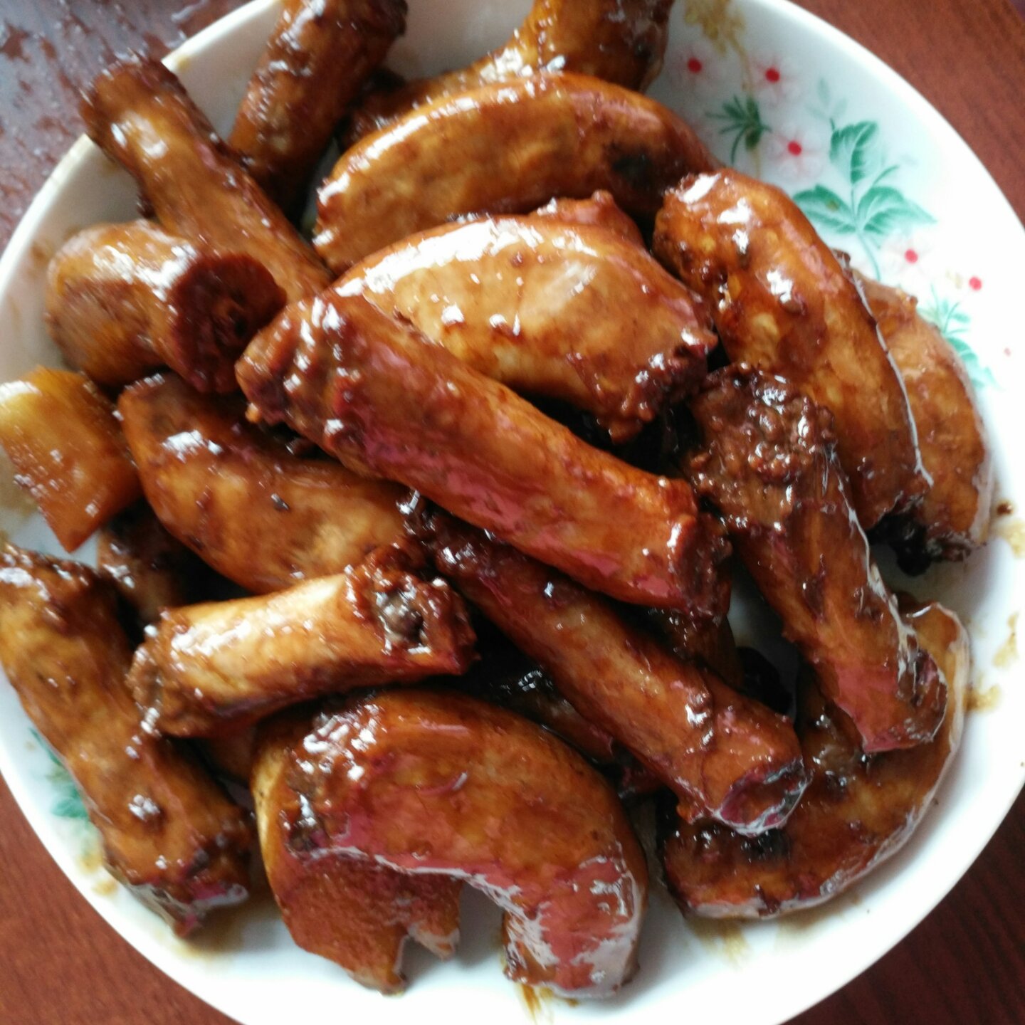 静心jhyi做的可乐鸡脖