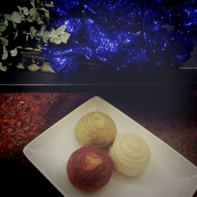 蛋黄酥~紫薯、抹茶、原味~花好月圆，中秋快乐~内附一次做六色蛋黄酥方法~