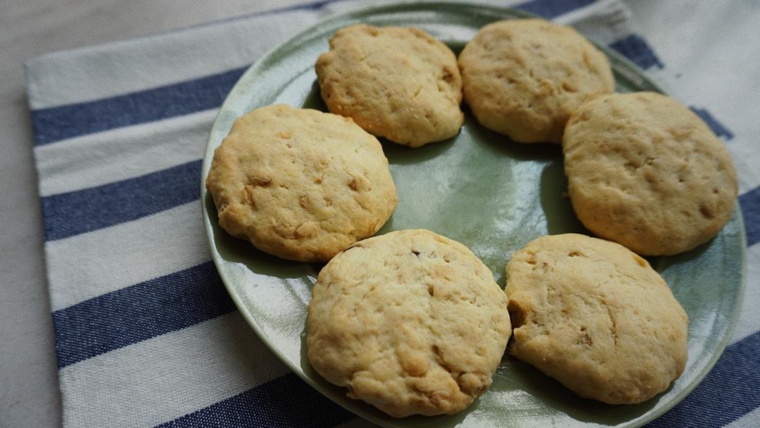 低糖又粗暴的蓝莓软饼干