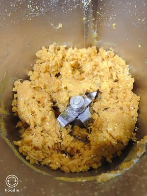 【樉樉的小厨房】放三天皮还是软软糯糯的咸蛋黄肉松青团艾草小美版（后附豆沙馅做法）的做法 步骤12