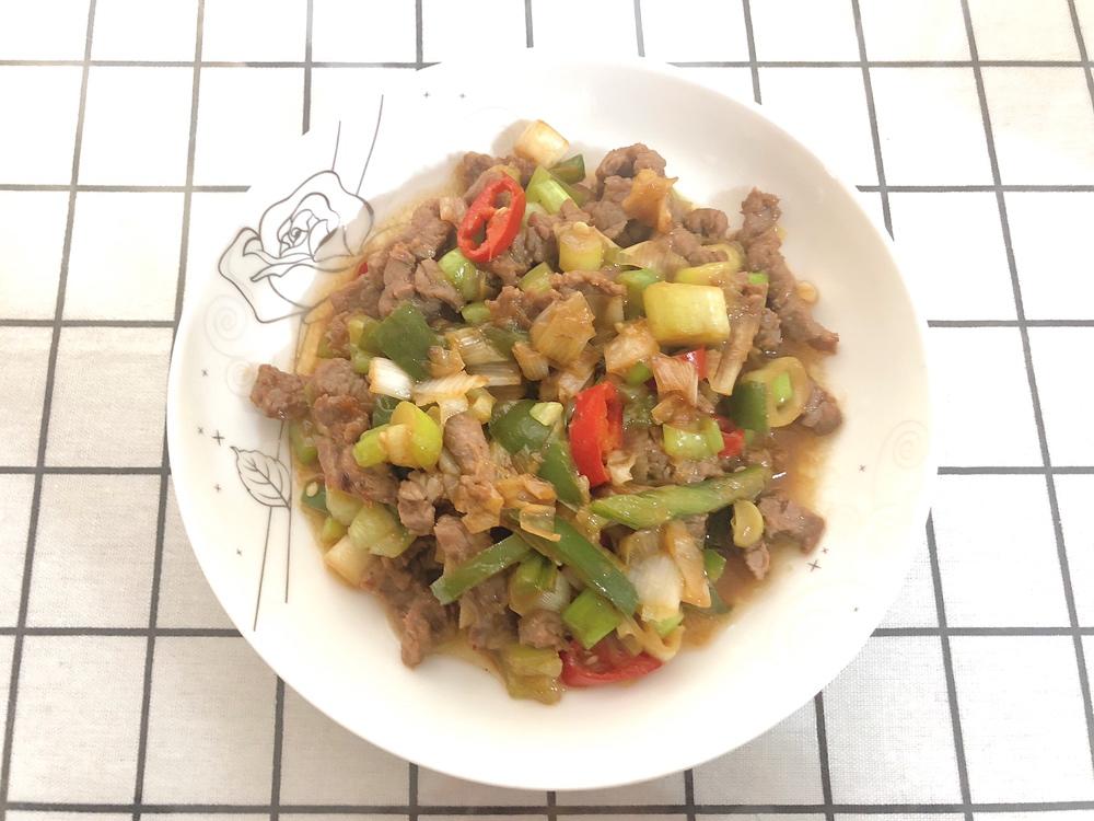 孜然大葱炒牛肉