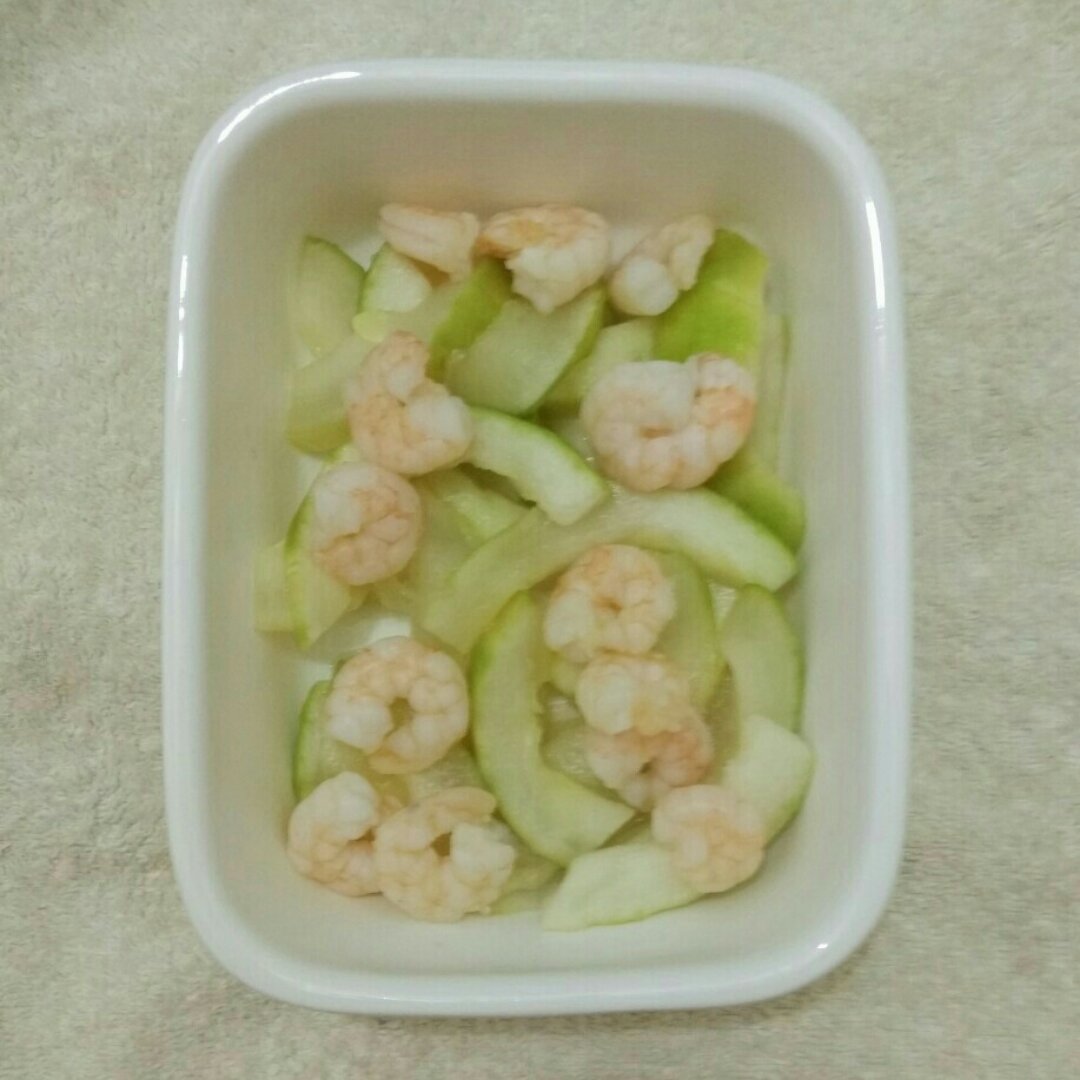 西葫芦炒虾仁